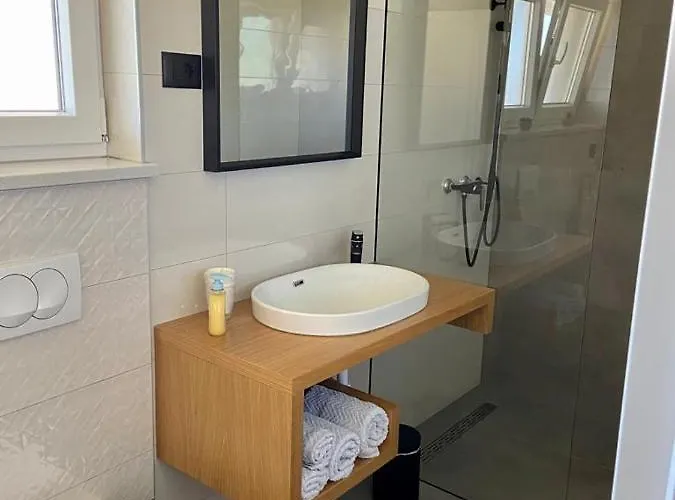 Πανσιόν Portum Ζαντάρ