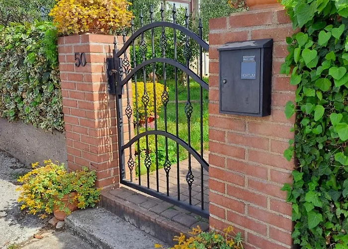 Πανσιόν Portum Ζαντάρ